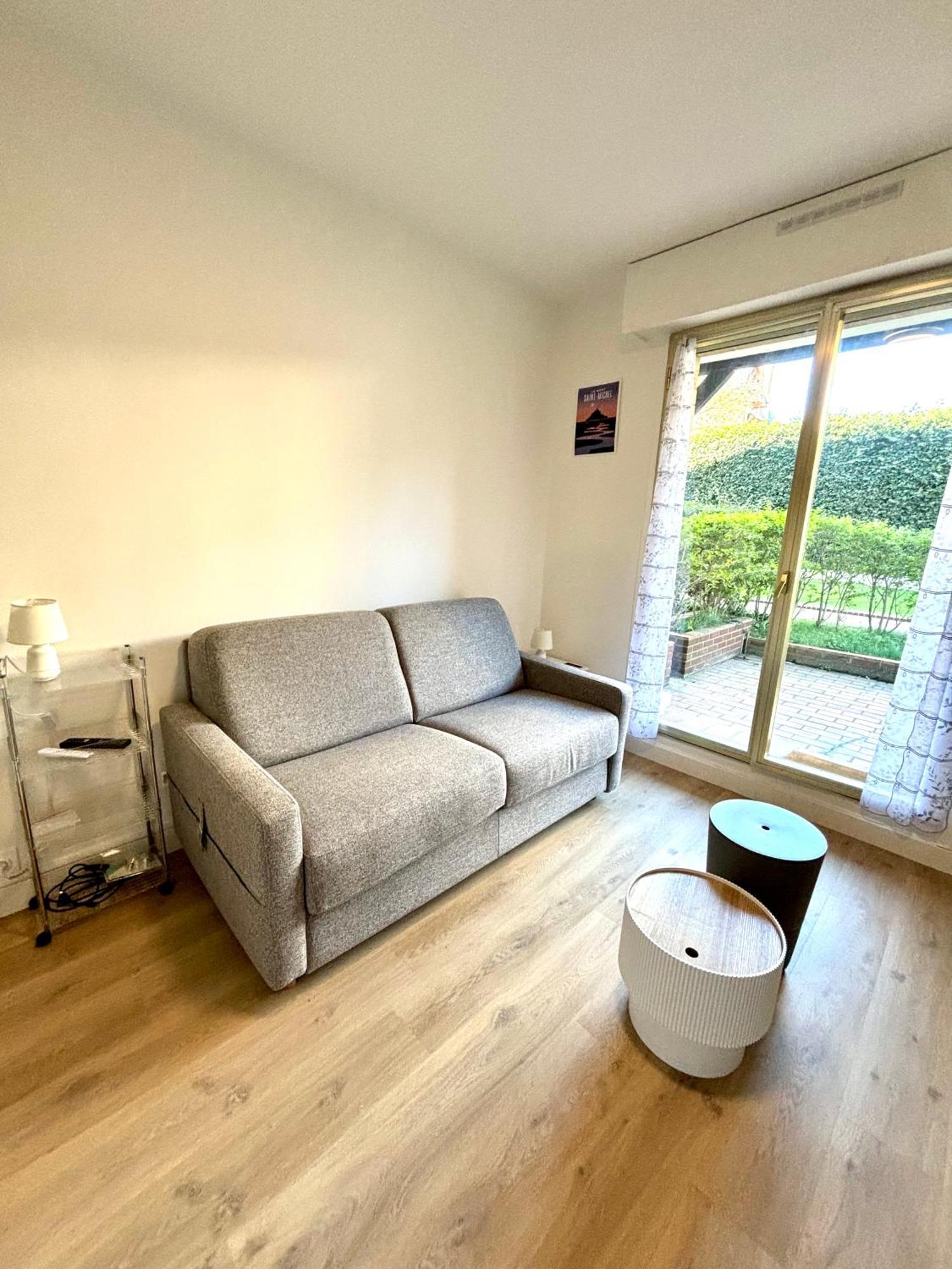 Studio En Rez De Jardin Deauville Centre Et Plage Dış mekan fotoğraf